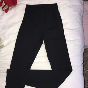 Lululemon Wunder Under High Rise Black Size 6